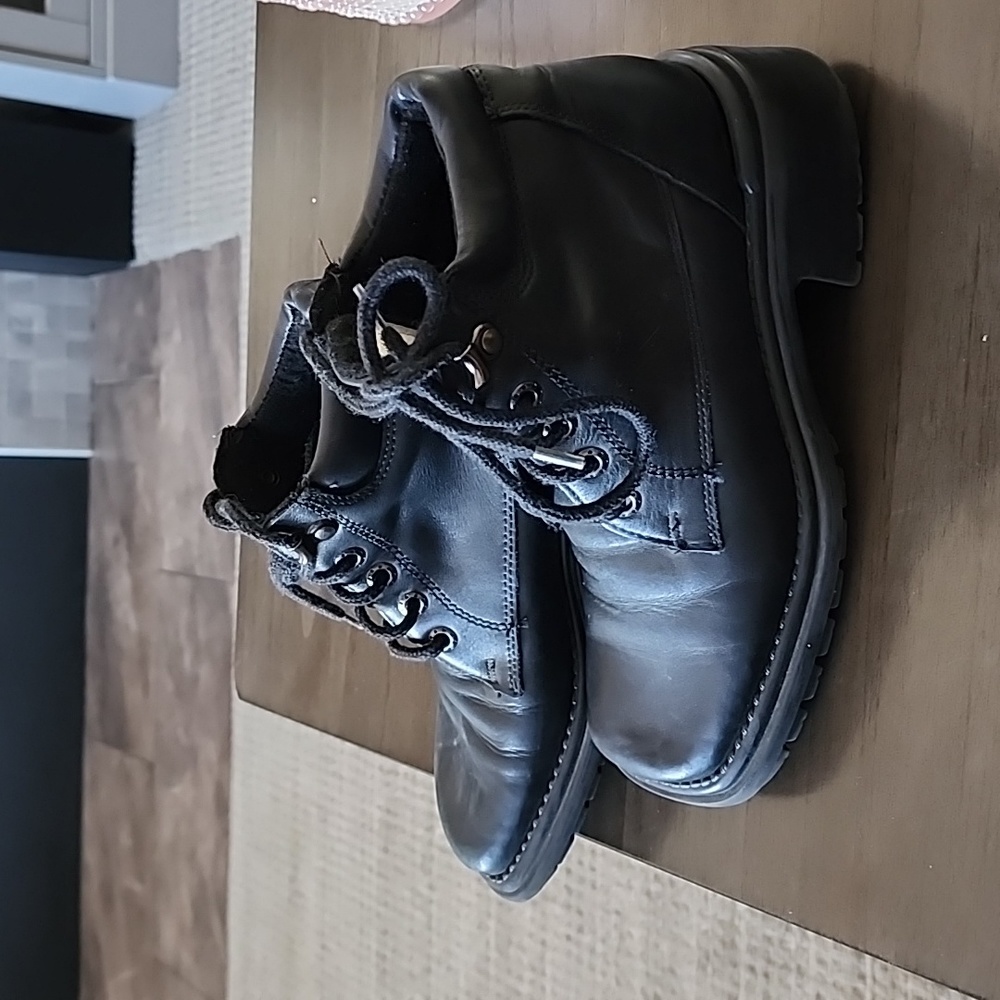 Blondo Women's Black Boots, waterproof!!